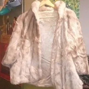 Glendit | Jackets & Coats | Faux Fur Stole | Poshmark display picture 2